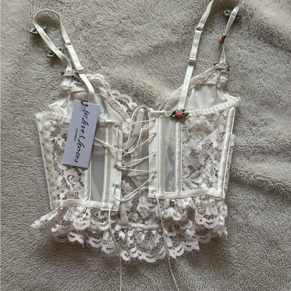 For love and lemons corset top - Picture 2 of 2